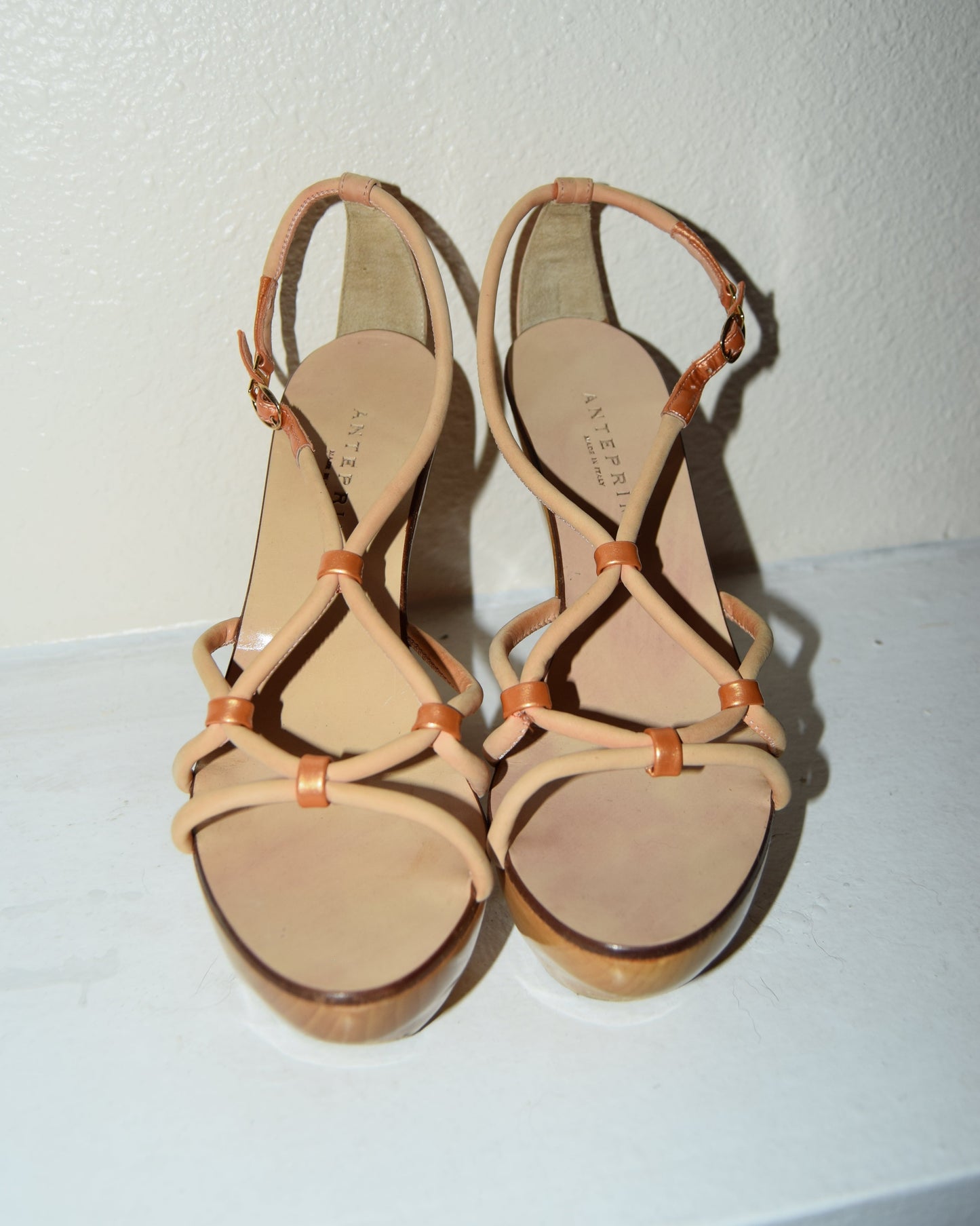 ANTEPRIMA ROSE GOLD LEATHER & WOOD BLOCK PLATFORMS