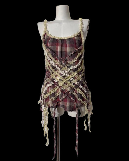 VINTAGE 2000's SHIPWRECKED PLAID & LACE TANK TOP