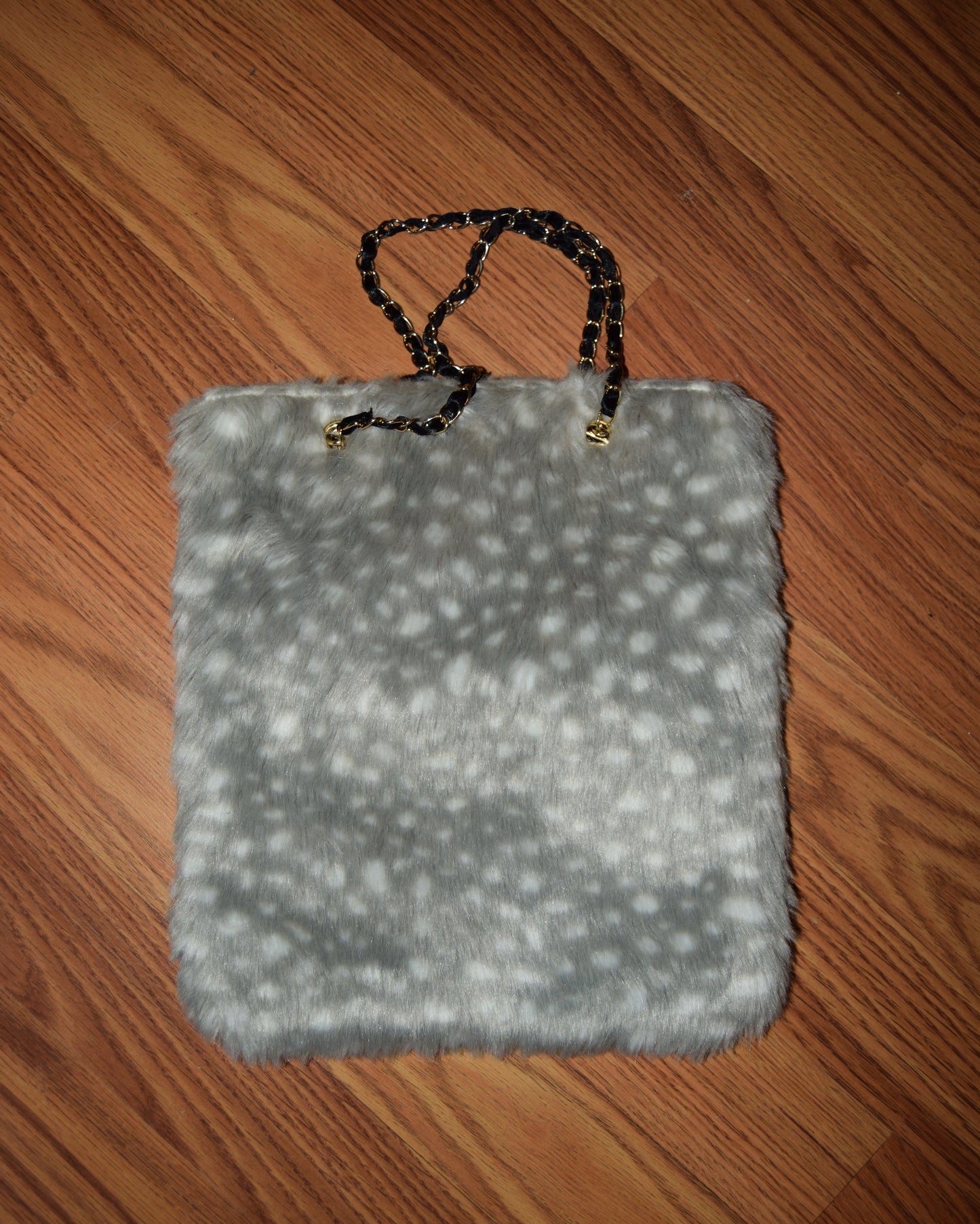 GREY FAWN PRINT CHAIN TOTE