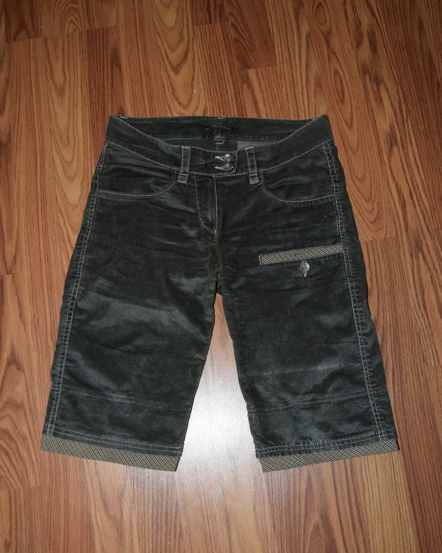 PLEIN SUD VELVET & PLAID CUFF CARGO SHORTS