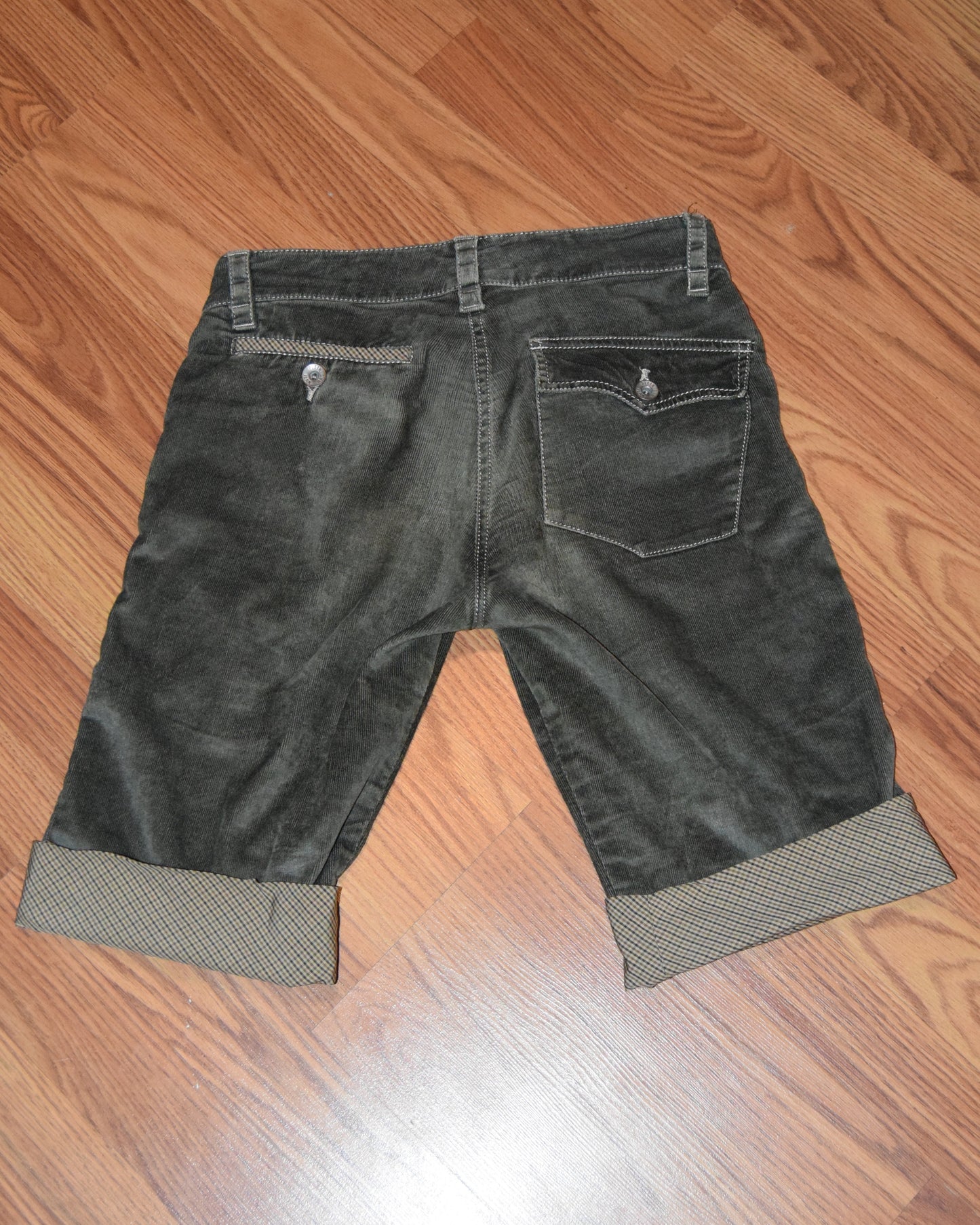 PLEIN SUD VELVET & PLAID CUFF CARGO SHORTS